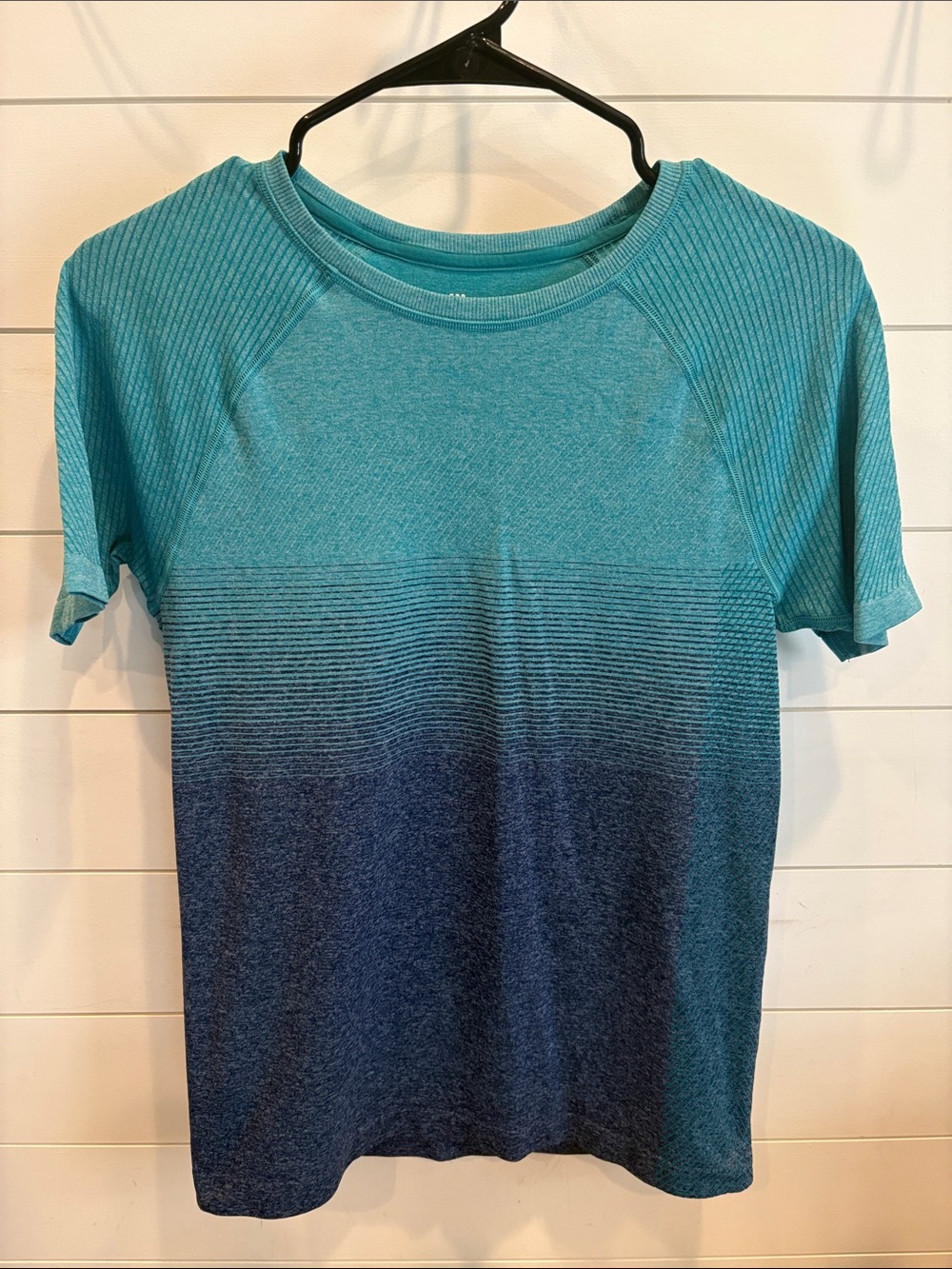 all in motion Teal to Navy Ombre Short Sleeve Tee